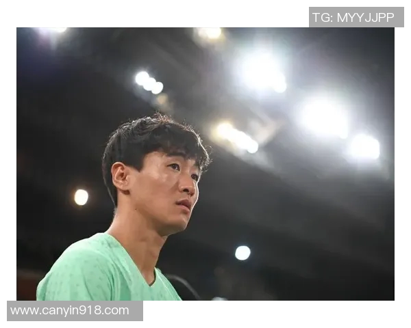 韦世豪精彩突破展现个人能力成功破门助力球队逆转胜利 韦世豪精彩突破展现个人能力成功破门助力球队逆转胜利