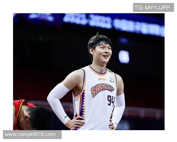 王哲林展现出色投篮技巧投篮命中率高达58引发球迷热议 王哲林展现出色投篮技巧投篮命中率高达58引发球迷热议