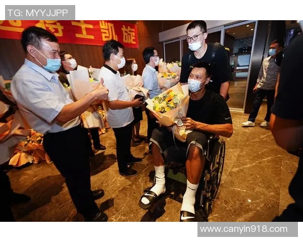 易建联公益活动频频登场，用行动传递正能量