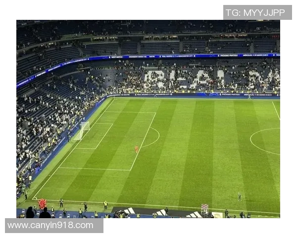 皇马宣布圣诞期间将在主场进行多场比赛，球迷期待成色